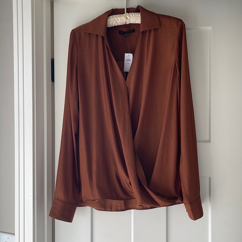 Banana Republic beautiful copper/brown blouse! New with tags! Size Small Tall